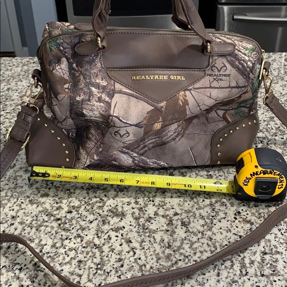 Real tree travel tote
